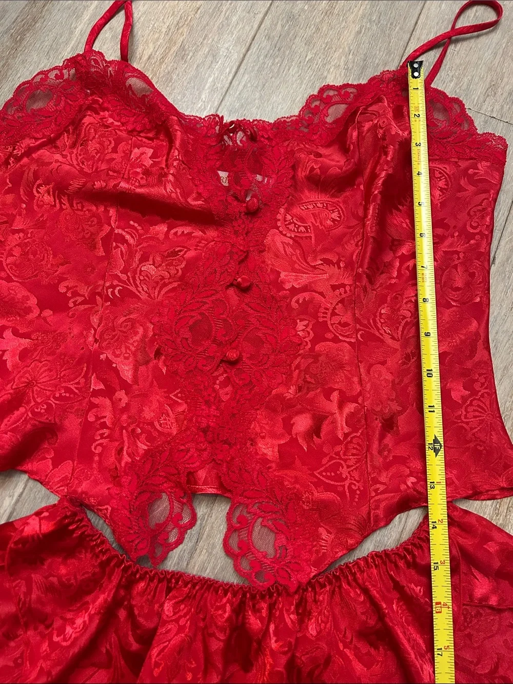 VTG Victoria's Secret Red Lace & Satin Two-Piece Jacquard Chemise Set size M